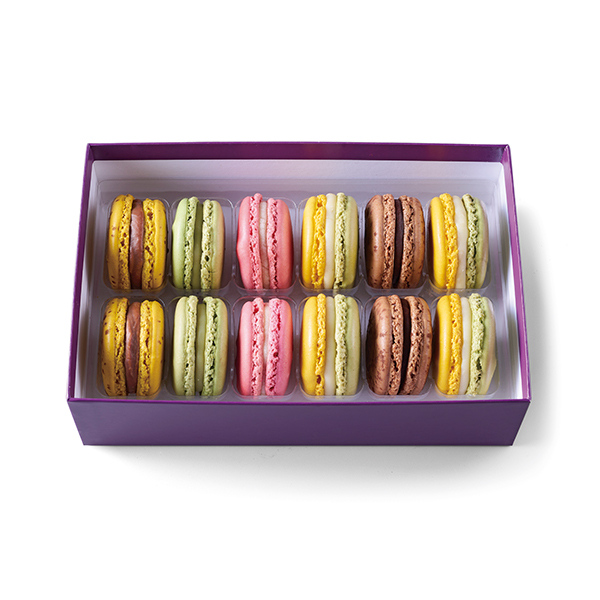 ピエール・エルメ・パリ　マカロン12個詰合せ