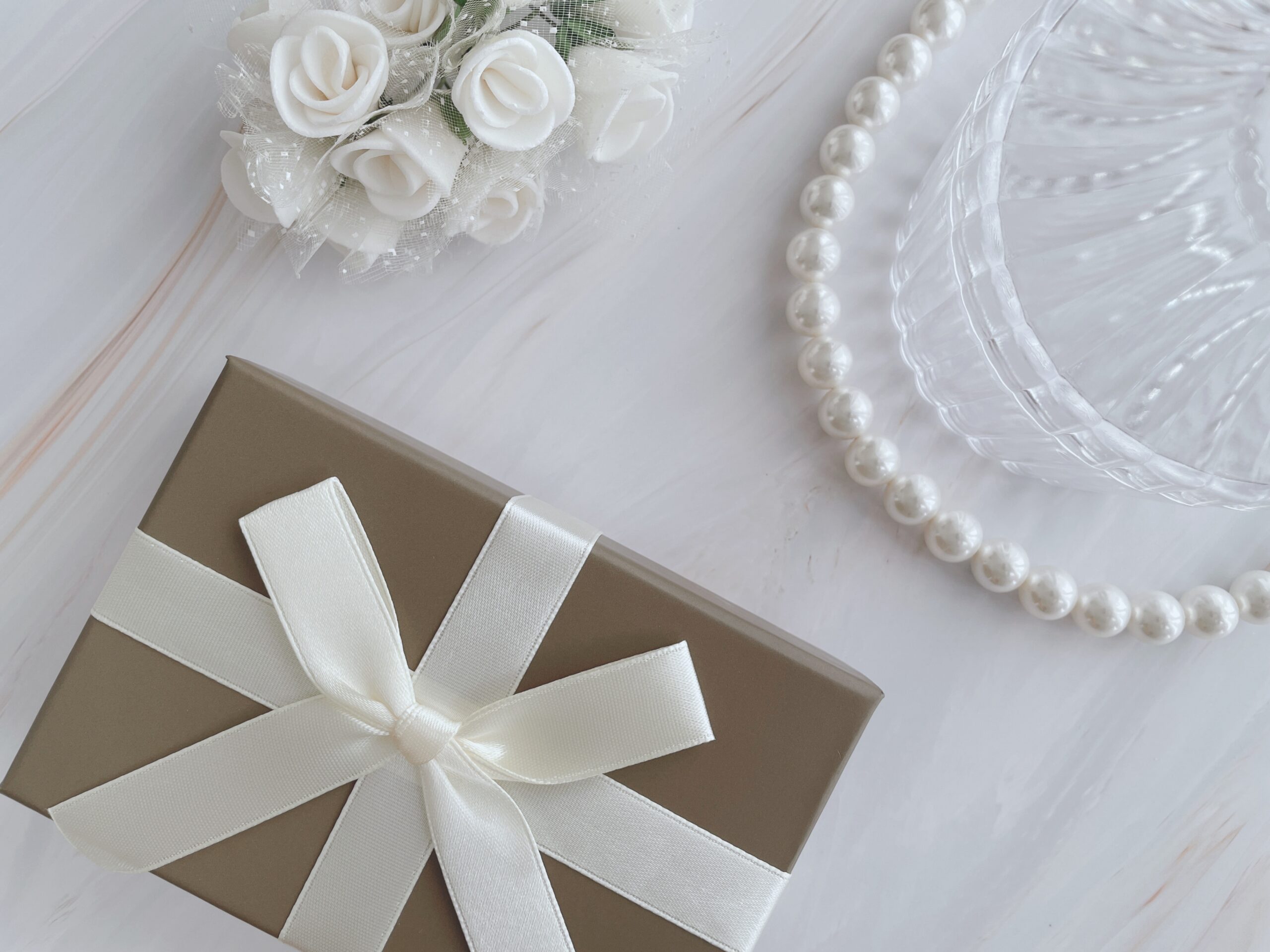 結婚祝いに贈る15,000円のおすすめカタログギフト5選！選び方やマナーも解説